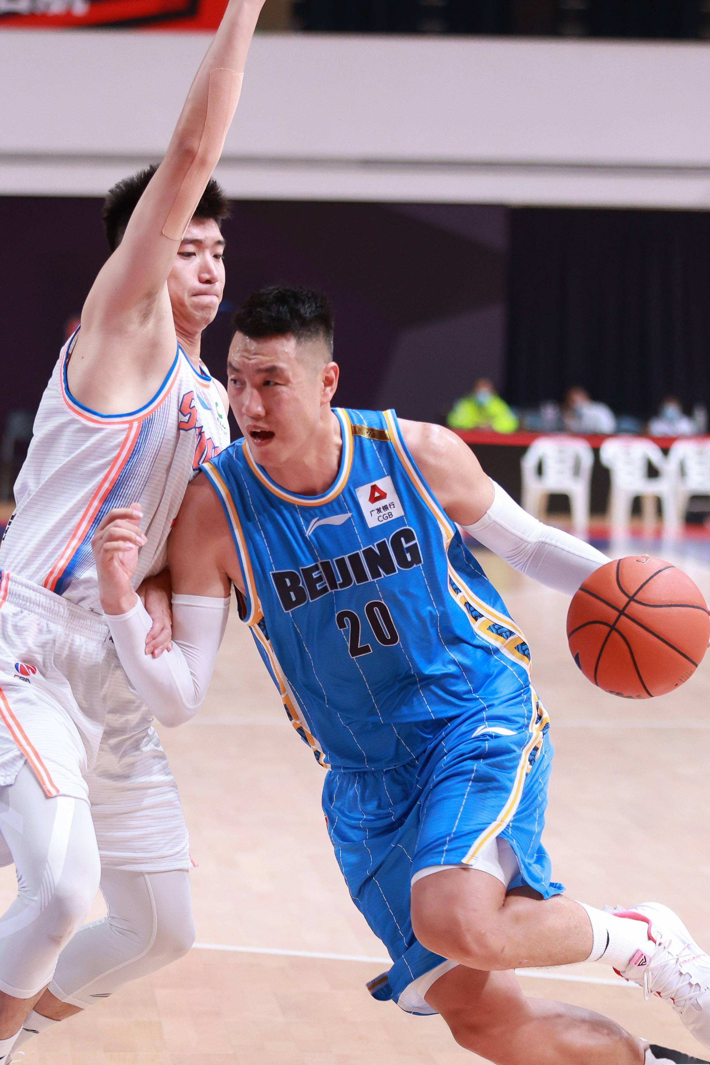 的表现可圈 的表现可圈