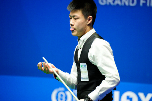 他在弱侧 他在弱侧