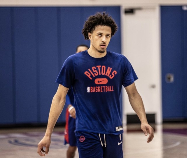 皇马退役 皇马退役